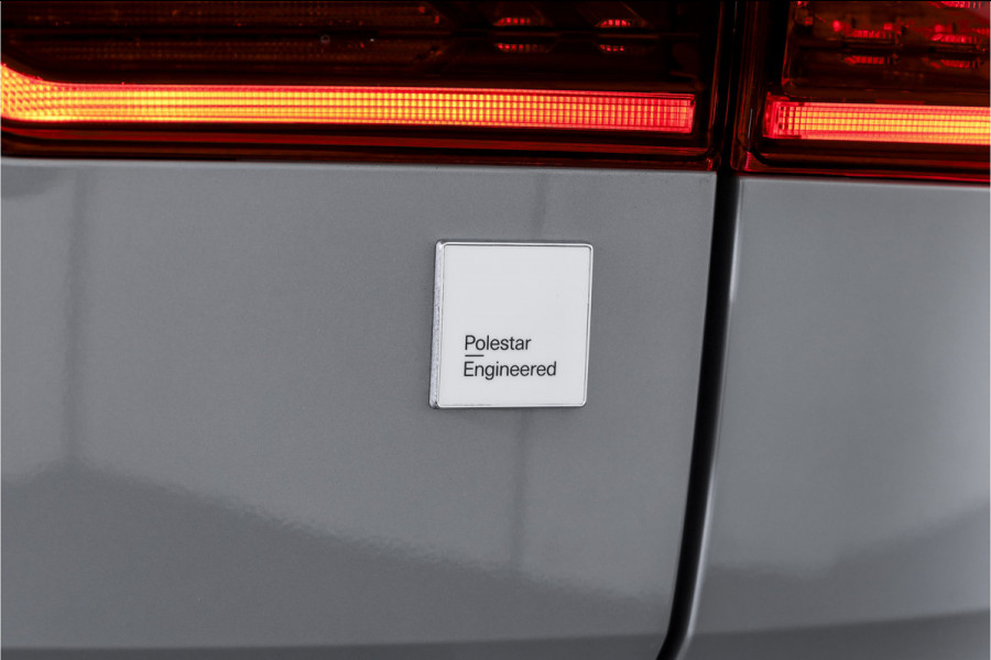 Volvo XC60 T8 Plug-in-hybrid AWD Polestar Engineered - Facelift MY26 | S/K-Panodak | Elek. Trekhaak | Harman/Kardon | 360 Camera | Dig.Cockpit | Adapt.Cruise | Stoel+-Stuurverw. | Elek. stoelen | NAV+App.Connect | ECC | LM 21" | 9215