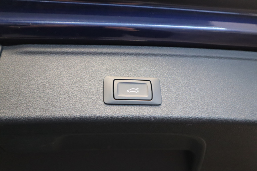 Audi A4 Avant 40 TFSI S edition Cruise/Climate PDC 204PK! !! 2e Pinksterdag geopend van 12:00 tot 17:00u !!