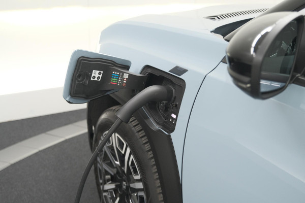 Renault 4 comfort range iconic 52 kWh | Pack Advanced Driving Assist | Camera | Dodehoekdetectie | Adaptieve Cruise Control