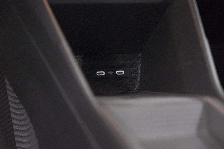 Renault 4 comfort range iconic 52 kWh | Pack Advanced Driving Assist | Camera | Dodehoekdetectie | Adaptieve Cruise Control