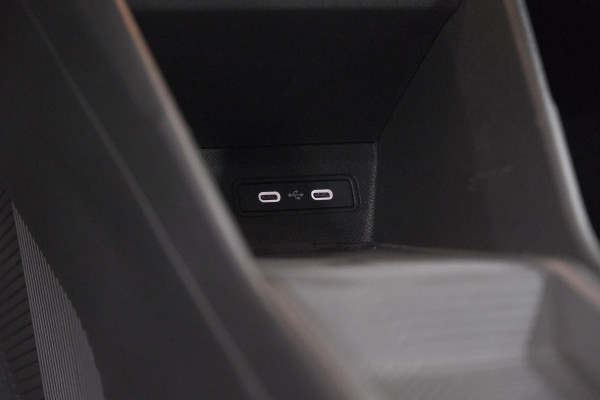 Renault 4 comfort range iconic 52 kWh | Pack Advanced Driving Assist | Camera | Dodehoekdetectie | Adaptieve Cruise Control