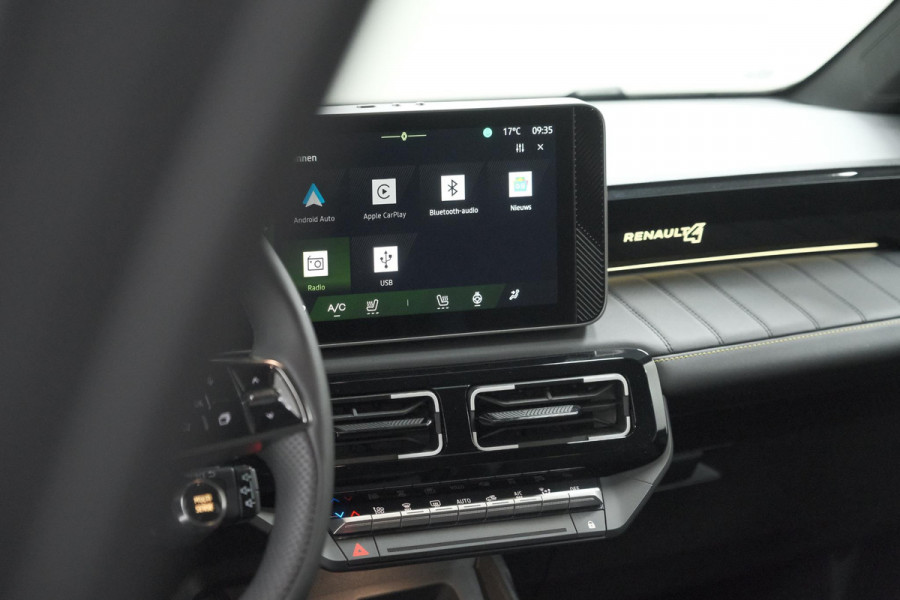 Renault 4 comfort range iconic 52 kWh | Pack Advanced Driving Assist | Camera | Dodehoekdetectie | Adaptieve Cruise Control