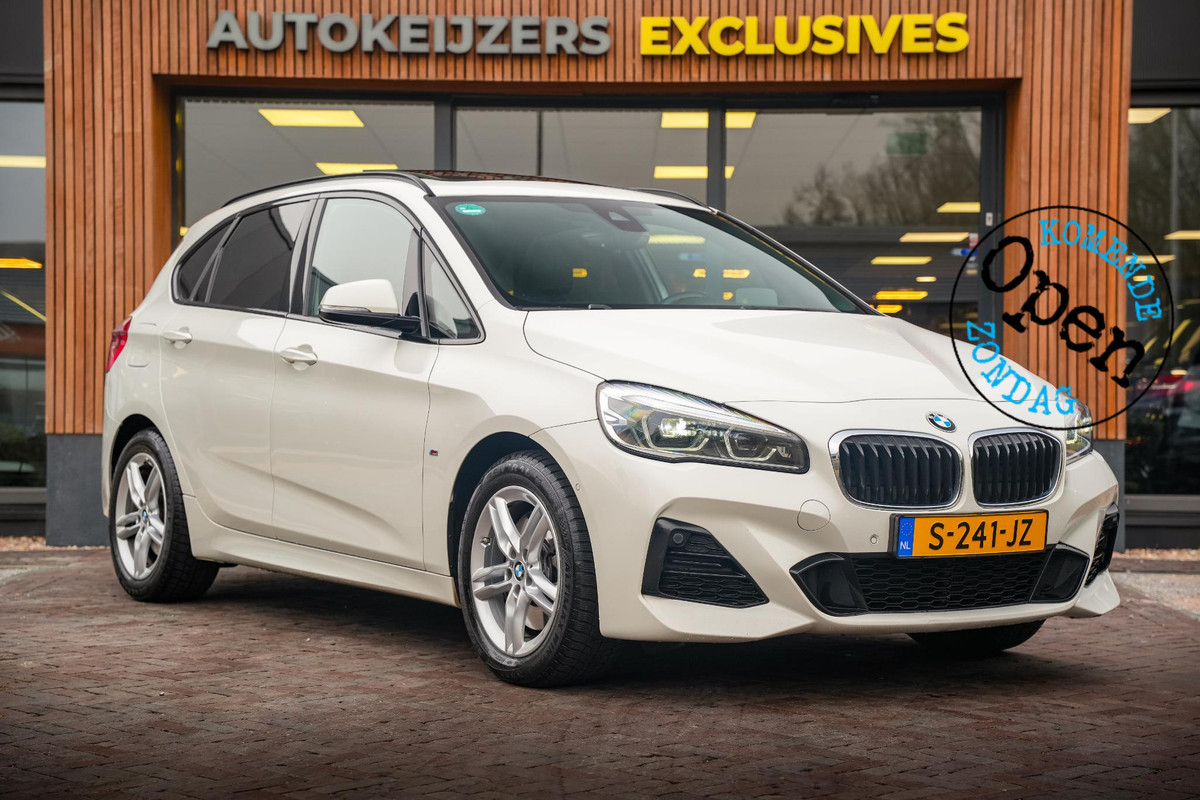 BMW 2 Serie Active Tourer 225xe iPerformance High Executive M Pakket Camera Pano HUD Clima Cruise Leer 17"LM