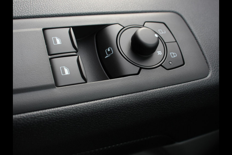 Ford Transit Custom 300 2.0 TDCI L2H1 Trend Nieuw Model Navi Cruise Camera Parkeersensoren Trekhaak