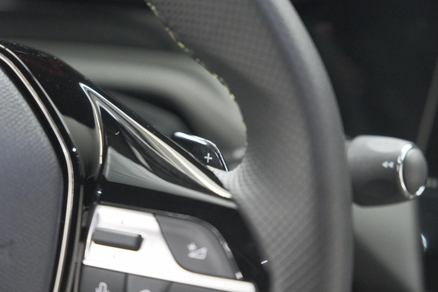 Peugeot 408 1.2 Hybrid 136 e-DCS6 GT | 360 Camera | Adaptieve Cruise Control | Elektronische Kofferklep | Apple Carplay