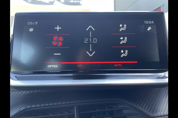 Peugeot 2008 100pk Allure Pack (Camera - Automatische Airco - i-cockpit - Navigatie - 17" - Apple Carplay - LED)