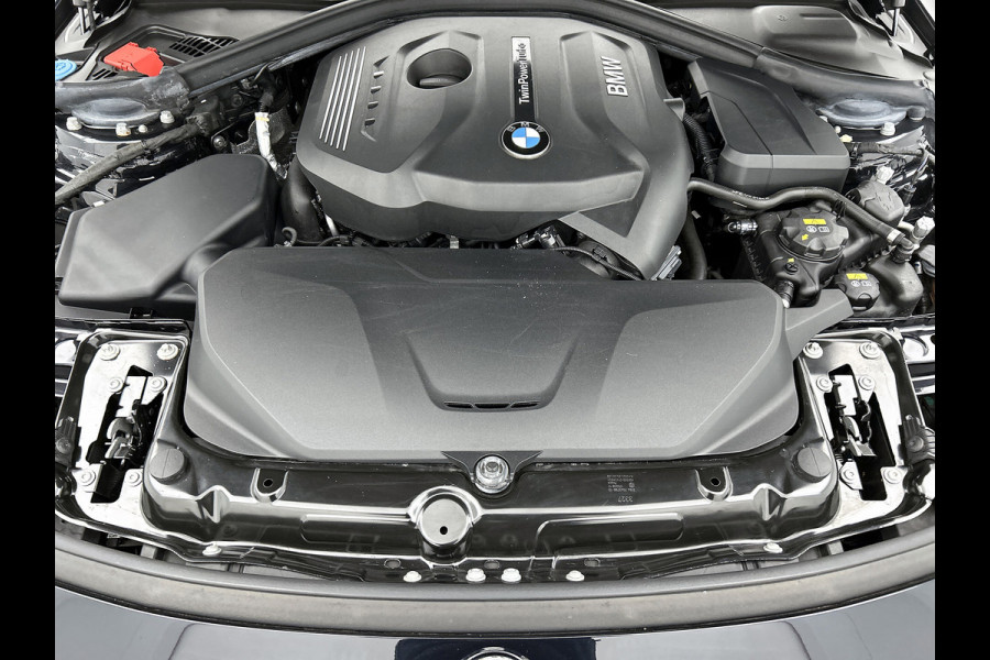 BMW 4 Serie Gran Coupé 430i High Executive M-sport(NL-auto, Dealer OnderH, Navi, StoelV, Camera, Harman/ Kardon, Lane assist, Etc)