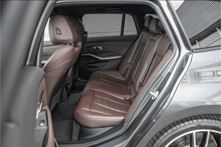 BMW 3 Serie Touring 330e xDrive M-Sport Laser Stuur & Stoelverw Keyless 19"