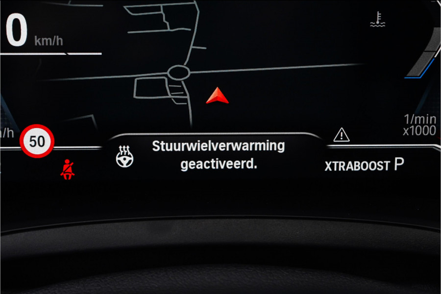 BMW 3 Serie Touring 330e xDrive M-Sport Laser Stuur & Stoelverw Keyless 19"