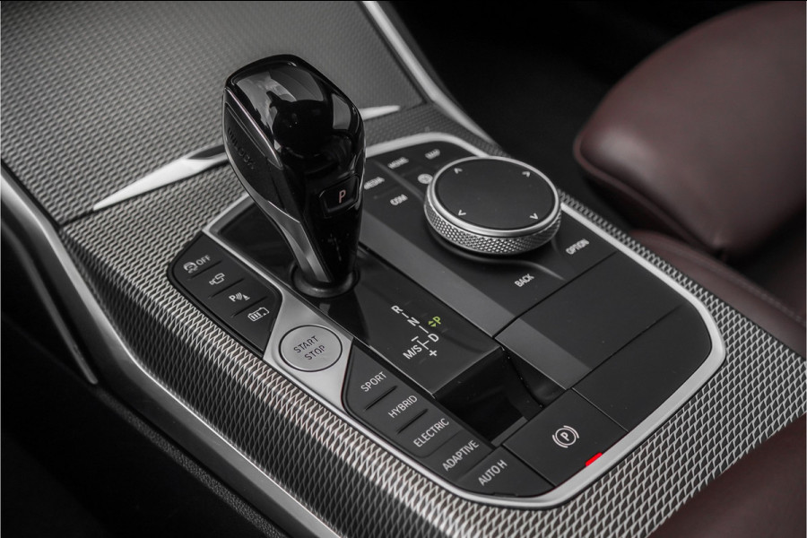 BMW 3 Serie Touring 330e xDrive M-Sport Laser Stuur & Stoelverw Keyless 19"