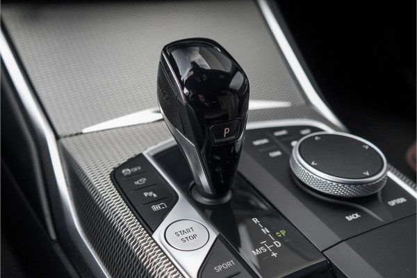 BMW 3 Serie Touring 330e xDrive M-Sport Laser Stuur & Stoelverw Keyless 19"