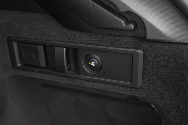 BMW 3 Serie Touring 330e xDrive M-Sport Laser Stuur & Stoelverw Keyless 19"