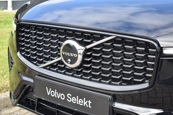 Volvo XC60 T6 AWD 350PK Plug-in Hybrid Plus Dark | BLIS | ACC | HUD | H&K | 360 Camera | Panorama dak |