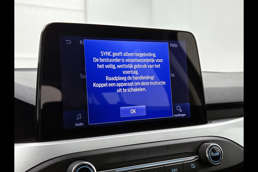 Ford Focus 1.0 EcoBoost Hybrid Trend Edition Business (NAVIGATIE, CAMERA, CARPLAY, PARKEERSENSOREN, GOED ONDERHOUDEN)