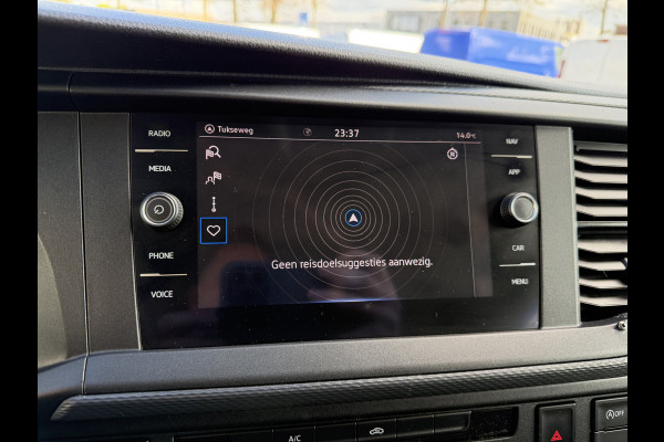 Volkswagen Transporter 2.0 TDI 150pk L2H1 30 DC 5 persoons Comfortline / vaste prijs rijklaar € 27.950 ex btw / / lease vanaf € / zwart metallic / nieuwe 20 inch velgen + banden / euro 6