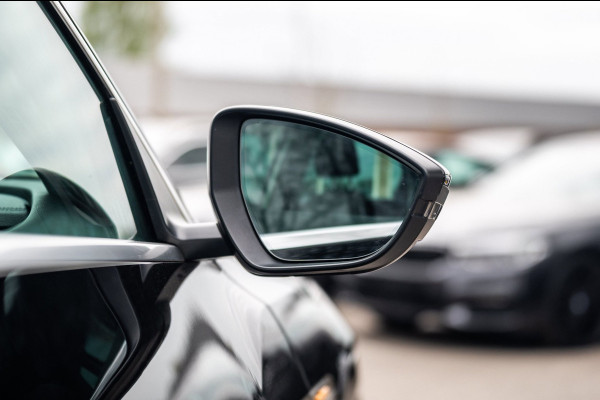 Audi e-tron E-tron 50 quattro Launch edition plus 71 kWh I Pano I S-line I Camera I Leder I