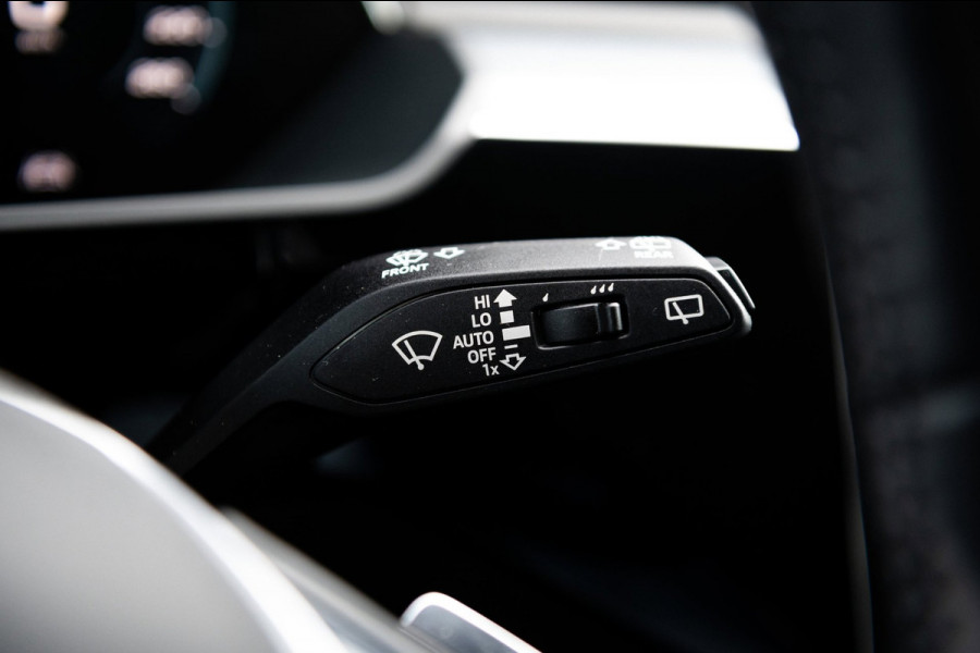 Audi e-tron E-tron 50 quattro Launch edition plus 71 kWh I Pano I S-line I Camera I Leder I