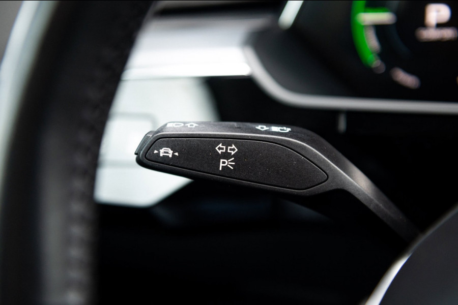 Audi e-tron E-tron 50 quattro Launch edition plus 71 kWh I Pano I S-line I Camera I Leder I