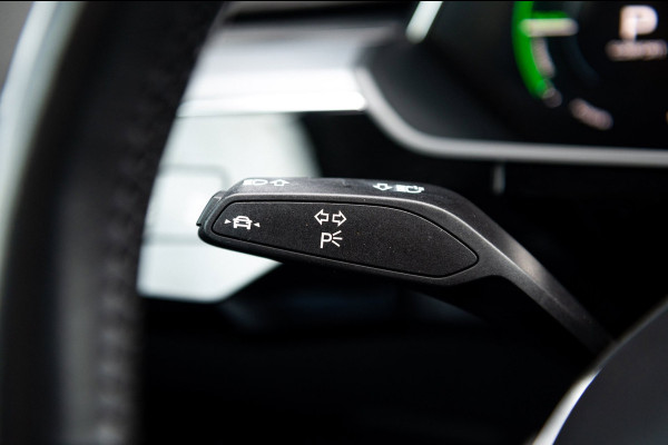 Audi e-tron E-tron 50 quattro Launch edition plus 71 kWh I Pano I S-line I Camera I Leder I