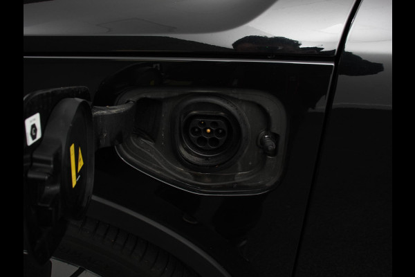 Volvo XC40 1.5 T5 Recharge Inscription Expression | Navigatie | Harman Kardon | Climate control | Adaptieve cruise control | Parkeersensoren | Achteruitrijcamera  | Keyless start | LED | Navigatie | Verwarmde voorstoelen | Apple Carplay/ Android Auto