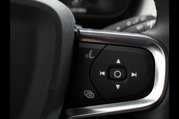 Volvo XC40 1.5 T5 Recharge Inscription Expression | Navigatie | Harman Kardon | Climate control | Adaptieve cruise control | Parkeersensoren | Achteruitrijcamera  | Keyless start | LED | Navigatie | Verwarmde voorstoelen | Apple Carplay/ Android Auto