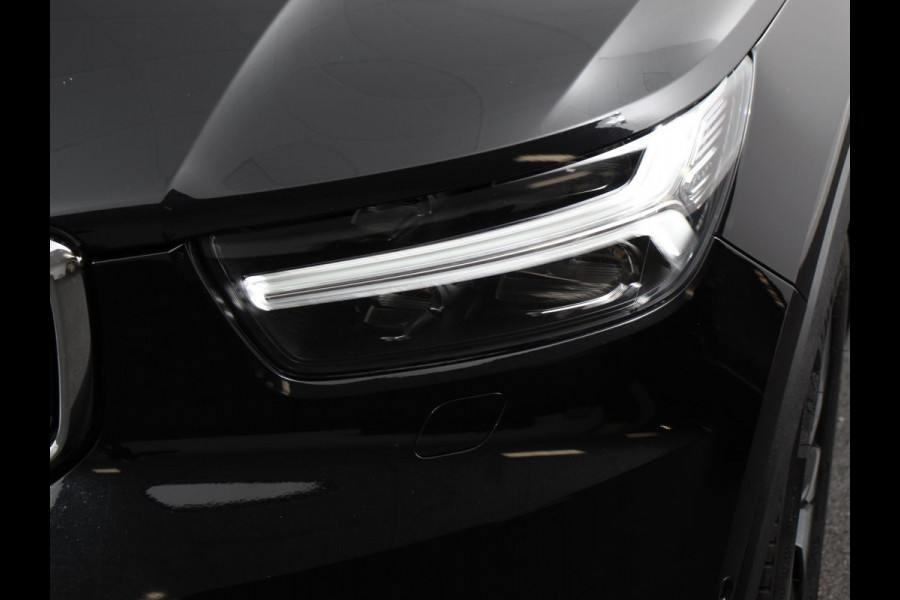 Volvo XC40 1.5 T5 Recharge Inscription Expression | Navigatie | Harman Kardon | Climate control | Adaptieve cruise control | Parkeersensoren | Achteruitrijcamera  | Keyless start | LED | Navigatie | Verwarmde voorstoelen | Apple Carplay/ Android Auto
