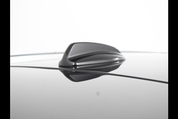 Volvo XC40 1.5 T5 Recharge Inscription Expression | Navigatie | Harman Kardon | Climate control | Adaptieve cruise control | Parkeersensoren | Achteruitrijcamera  | Keyless start | LED | Navigatie | Verwarmde voorstoelen | Apple Carplay/ Android Auto