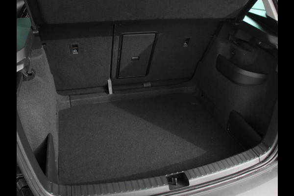 Škoda Karoq 1.5 TSI 150pk Automaat Style Climate Control Cruise Control LED Lichtmetalen velgen Navigatie Apple Carplay/ Android Auto Keyless