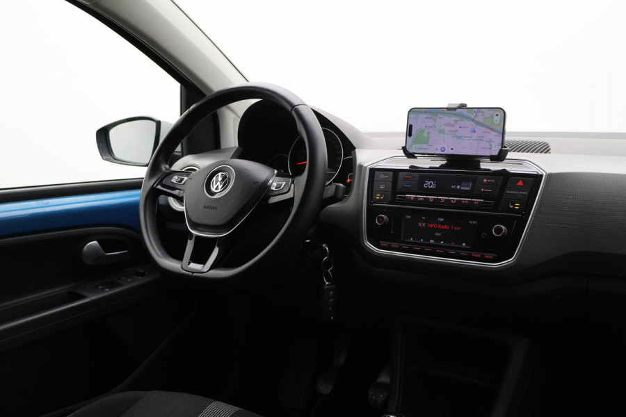 Volkswagen up! 1.0 BMT high up! Climate, Stoelverwarming, Cruise, PDC, 16"