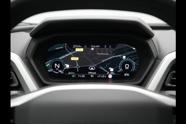 Audi Q4 e-tron 35 Advanced edition 55 kWh 170pk Dealer O.H. | Panodak | Head Up | Matrix LED | Sonos Audio | Voorstoelen Verwarmd | Apple Carplay | Navigatie | Virtual Cockpit Plus | DAB | 20"L.M | Cruise Control |