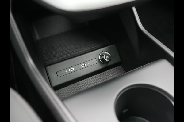 Audi Q4 e-tron 35 Advanced edition 55 kWh 170pk Dealer O.H. | Panodak | Head Up | Matrix LED | Sonos Audio | Voorstoelen Verwarmd | Apple Carplay | Navigatie | Virtual Cockpit Plus | DAB | 20"L.M | Cruise Control |