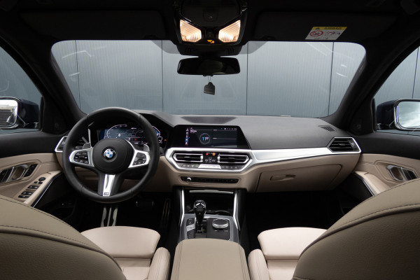 BMW 3-serie 330e High Executive | M-PAKKET | PANORAMADAK | HARMAN/KARDON | ACC | HEAD UP | TREKHAAK | SOH 93%