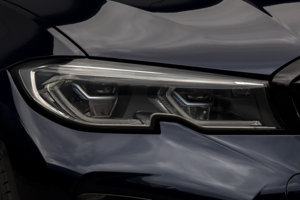 BMW 3-serie 330e High Executive | M-PAKKET | PANORAMADAK | HARMAN/KARDON | ACC | HEAD UP | TREKHAAK | SOH 93%