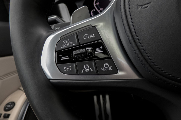 BMW 3-serie 330e High Executive | M-PAKKET | PANORAMADAK | HARMAN/KARDON | ACC | HEAD UP | TREKHAAK | SOH 93%