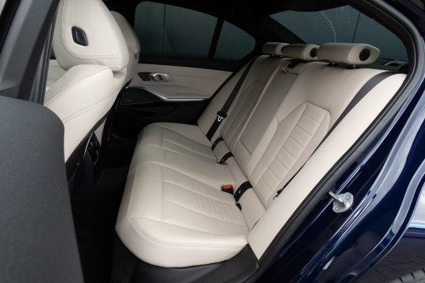 BMW 3-serie 330e High Executive | M-PAKKET | PANORAMADAK | HARMAN/KARDON | ACC | HEAD UP | TREKHAAK | SOH 93%