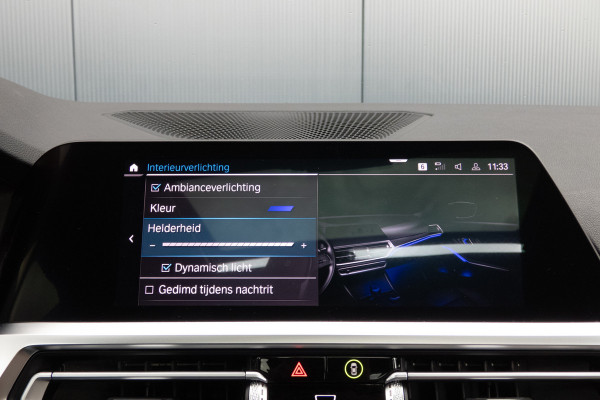 BMW 3-serie 330e High Executive | M-PAKKET | PANORAMADAK | HARMAN/KARDON | ACC | HEAD UP | TREKHAAK | SOH 93%