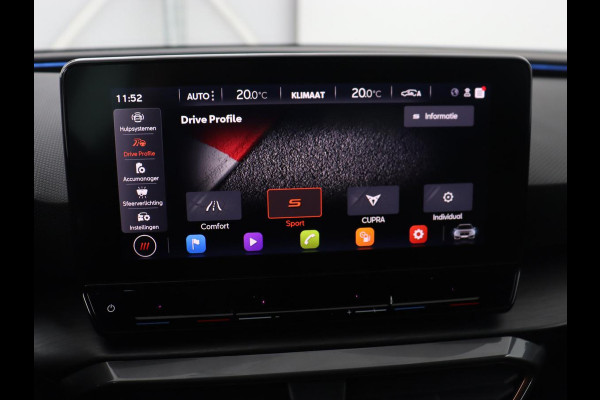 CUPRA Leon 1.4 e-Hybrid VZ Business | 245pk | SOH 92% | Trekhaak | Carplay | Adaptive cruise | Sportstoelen | Navigatie | Stuurverwarming | Parkeerhulp | Full LED | Sfeerverlichting | Keyless | PHEV | Plug In