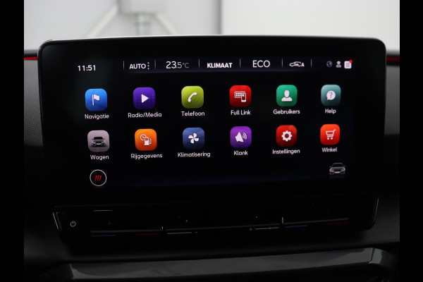 CUPRA Leon 1.4 e-Hybrid VZ Business | 245pk | SOH 92% | Trekhaak | Carplay | Adaptive cruise | Sportstoelen | Navigatie | Stuurverwarming | Parkeerhulp | Full LED | Sfeerverlichting | Keyless | PHEV | Plug In