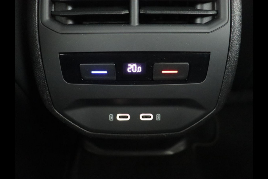 CUPRA Leon 1.4 e-Hybrid VZ Business | 245pk | SOH 92% | Trekhaak | Carplay | Adaptive cruise | Sportstoelen | Navigatie | Stuurverwarming | Parkeerhulp | Full LED | Sfeerverlichting | Keyless | PHEV | Plug In