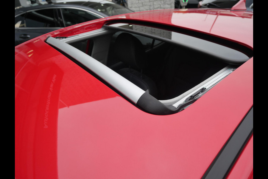 Kia Picanto 1.0 GDi GT-Line | Schuif/kanteldak | Stoel & Stuur verwarming | Camera | Carplay | Direct leverbaar |