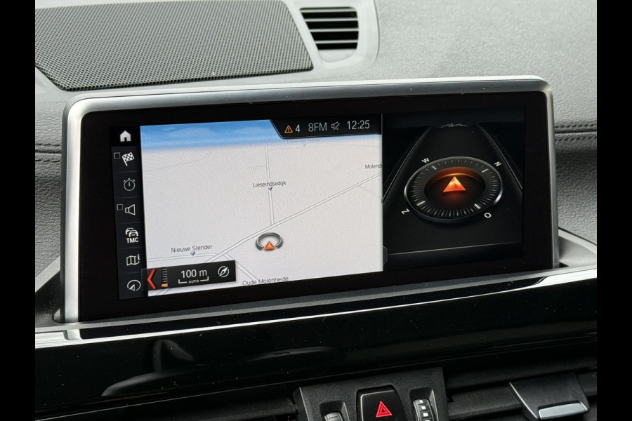 BMW X1 sDrive18i X LINE | HARMAN KARDON | CAMERA | LEDER | TREKHAAK | STOELVERWARMING |