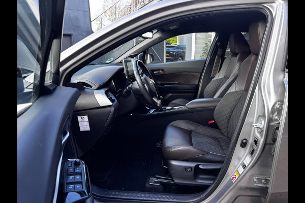 Toyota C-HR 1.2 Executive | Trekhaak | Camera | NL-Auto | Stoelverwarming | JBL | Climate Control |