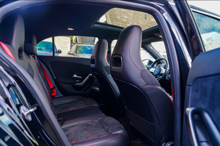 Mercedes-Benz A-Klasse 220 Premium Plus | Panorama | Camera | Carplay | Digital Dash | Stoelverwarming