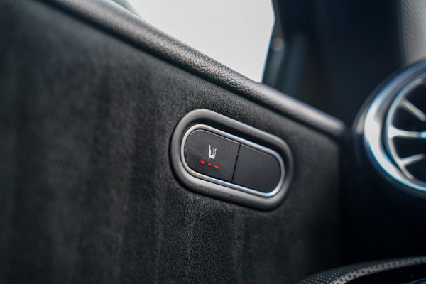 Mercedes-Benz A-Klasse 220 Premium Plus | Panorama | Camera | Carplay | Digital Dash | Stoelverwarming