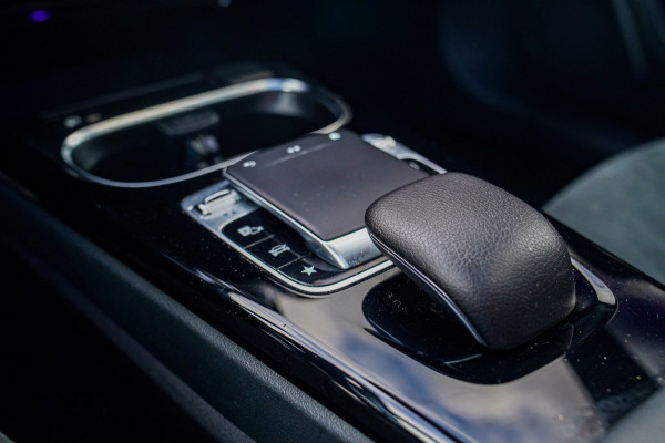 Mercedes-Benz A-Klasse 220 Premium Plus | Panorama | Camera | Carplay | Digital Dash | Stoelverwarming