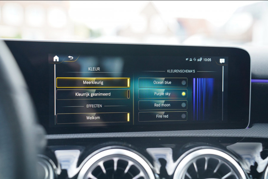 Mercedes-Benz A-Klasse 220 Premium Plus | Panorama | Camera | Carplay | Digital Dash | Stoelverwarming