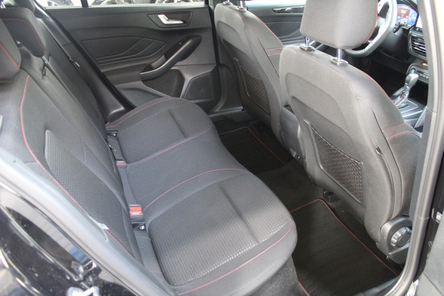 Ford FOCUS Wagon 1.0 EcoBoost Hybrid 155PK ST Line X | BLIS | Head-Up | Trekhaak | Adaptieve cruise