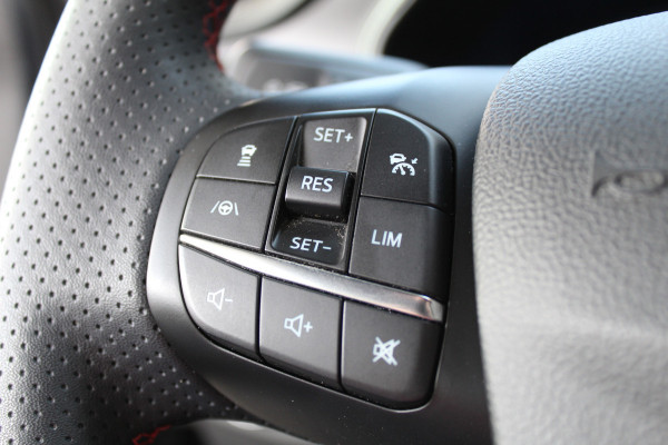 Ford FOCUS Wagon 1.0 EcoBoost Hybrid 155PK ST Line X | BLIS | Head-Up | Trekhaak | Adaptieve cruise