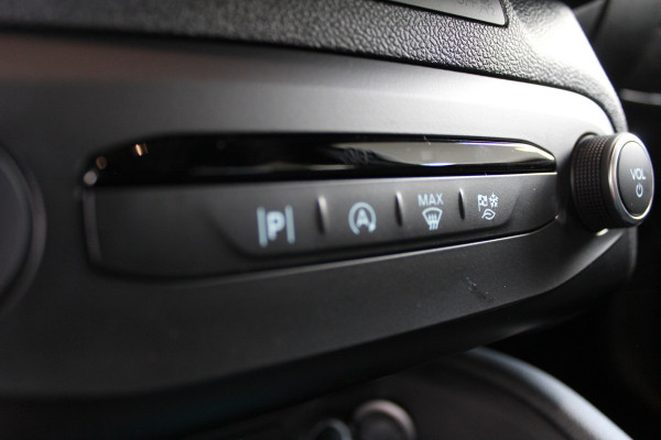 Ford FOCUS Wagon 1.0 EcoBoost Hybrid 155PK ST Line X | BLIS | Head-Up | Trekhaak | Adaptieve cruise