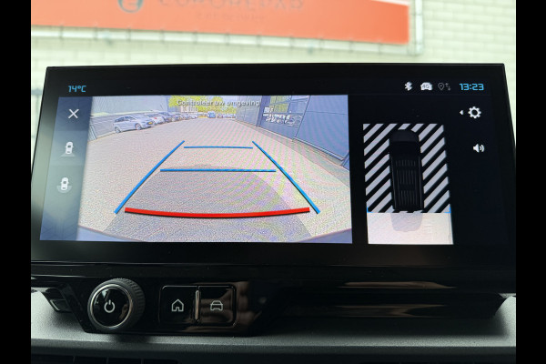 Citroën E-Berlingo 136 L2 50 kWh (Camera - Parkeersensoren V+A - Laadruimte betimmering - Navigatie - Apple Carplay - Digitale binnenspiegel - 3-zi